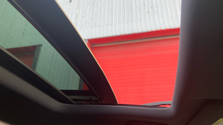 Honda Civic 1.5 VTEC Turbo Prestige 5dr Petrol Hatchback